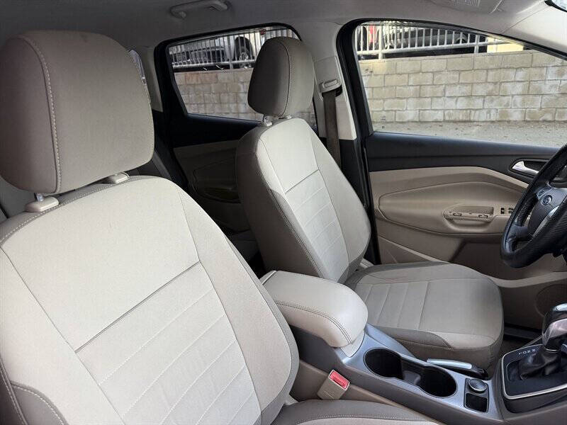 2013 Ford C-MAX Hybrid SE