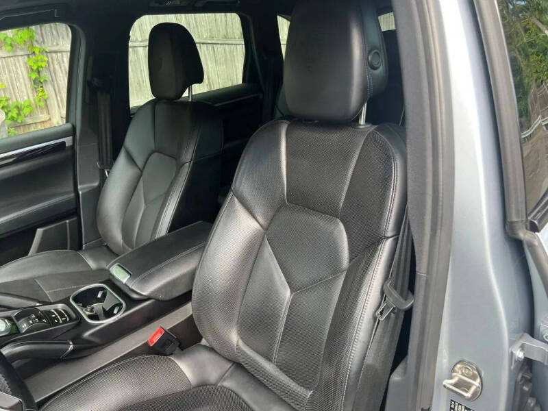 2016 Porsche Cayenne