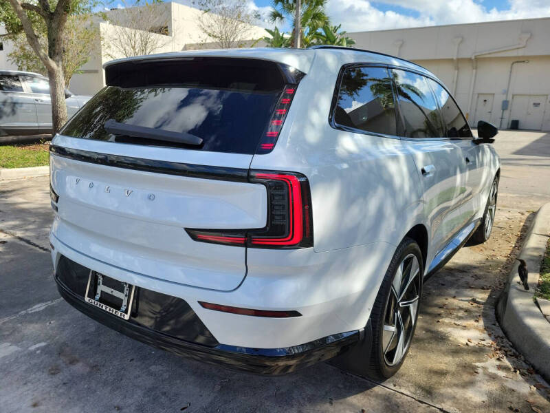 2025 Volvo EX90 Twin Ultra 7P