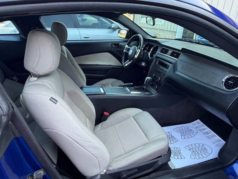 2014 Ford Mustang V6