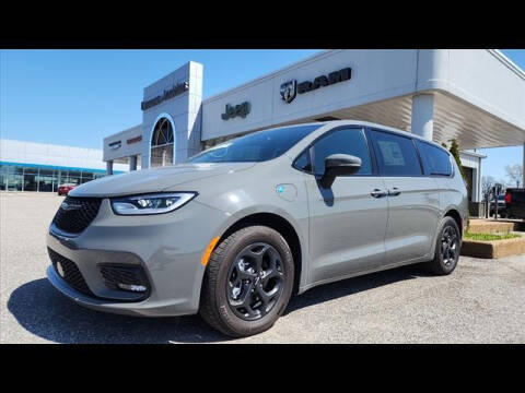 2023 Chrysler Pacifica Plug-In Hybrid for sale at Herman Jenkins Used Cars in Union City TN