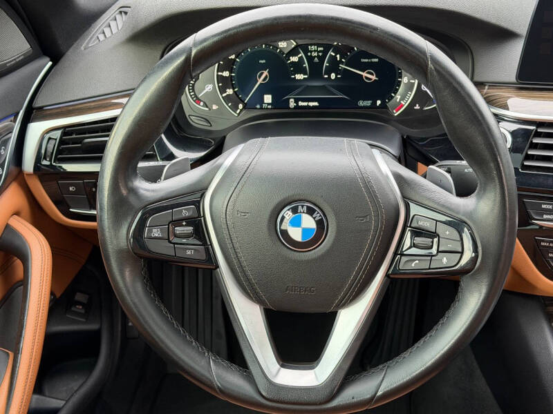 2018 BMW 5 Series 540i