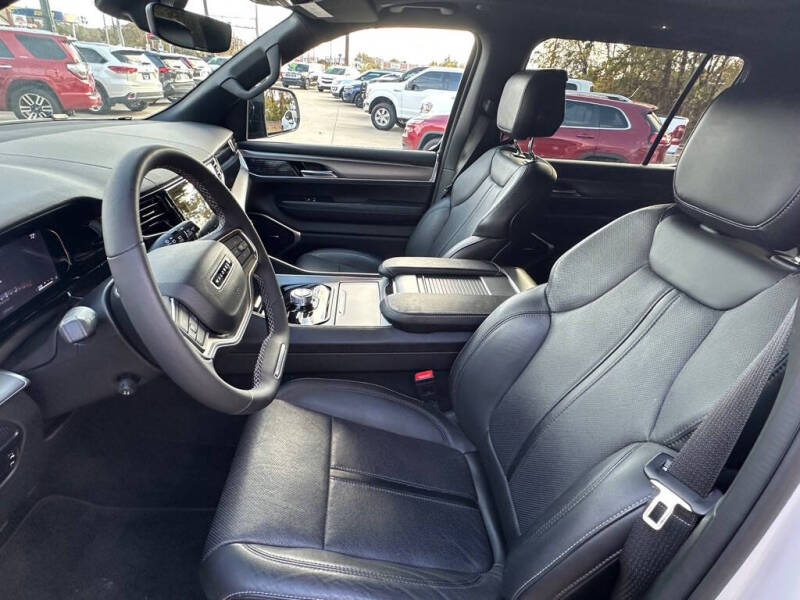 2023 Jeep Wagoneer Series II