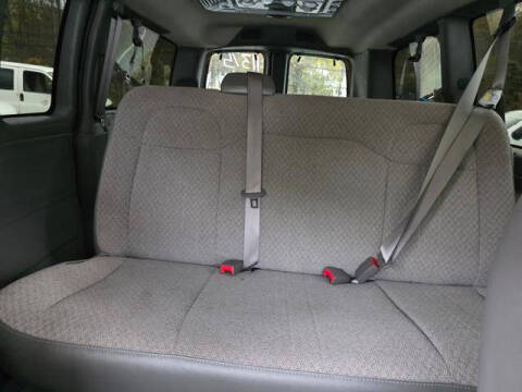 2017 Chevrolet Express LT 2500