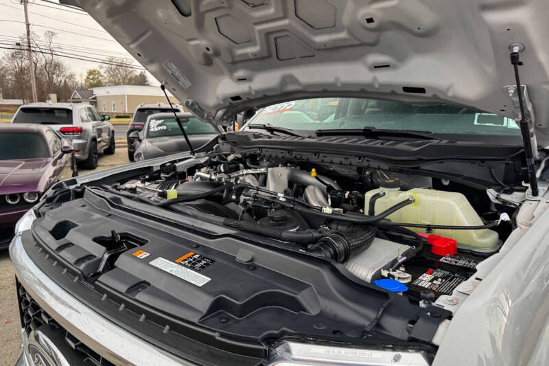 2025 Ford F-450 Super Duty Lariat