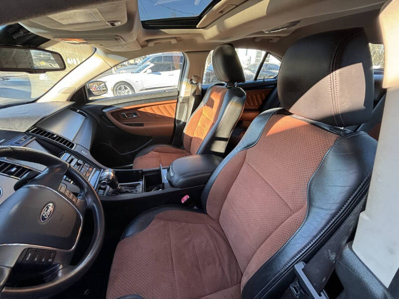 2010 Ford Taurus SHO