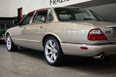 1999 Jaguar XJR