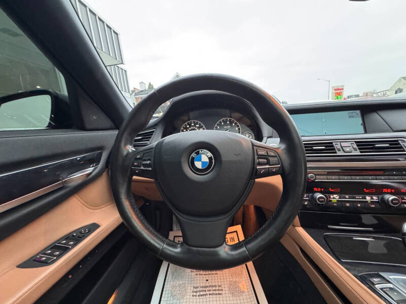 2011 BMW 7 Series 740i