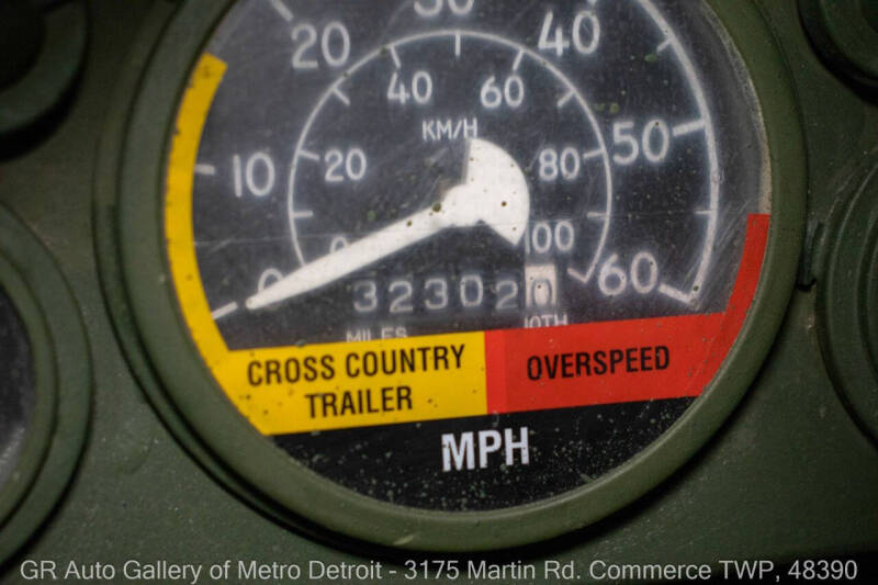 2001 AM General Hummer