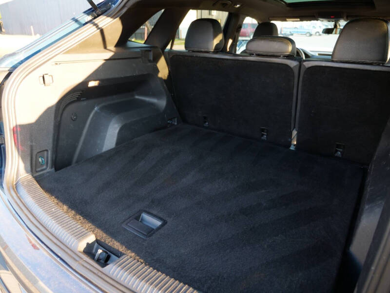 2022 Volkswagen Atlas Cross Sport V6 SE 4Motion