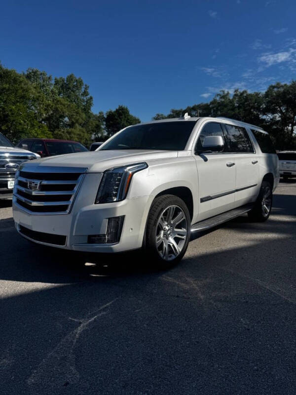2017 Cadillac Escalade ESV Luxury