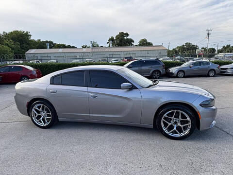 2016 Dodge Charger SE