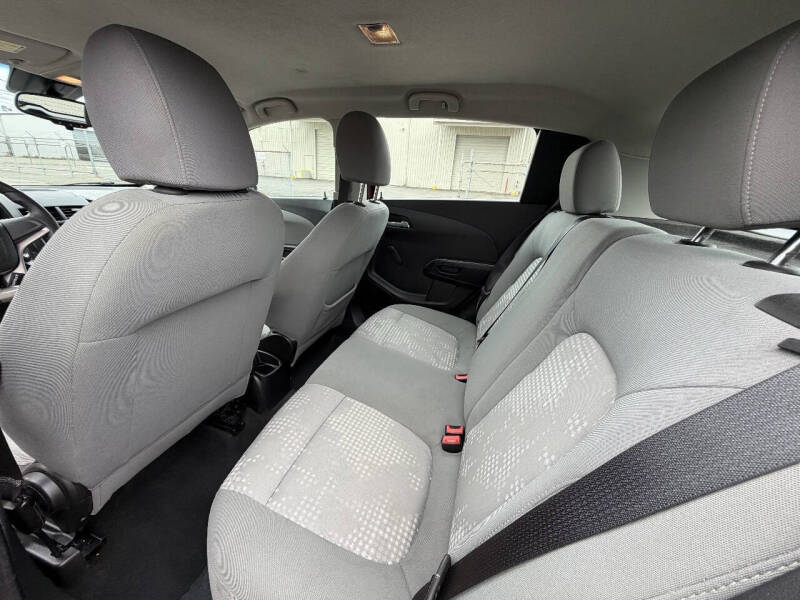 2012 Chevrolet Sonic LS