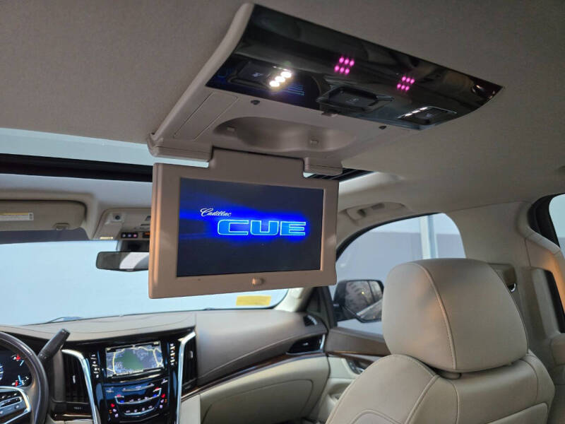 2017 Cadillac Escalade Premium Luxury