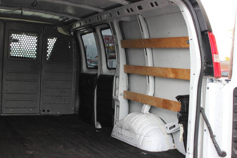 2019 Chevrolet Express 2500