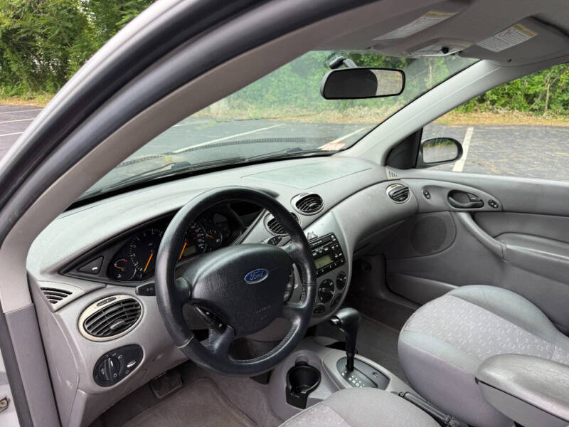 2004 Ford Focus ZX5