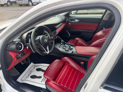 2019 Alfa Romeo Giulia Ti Sport