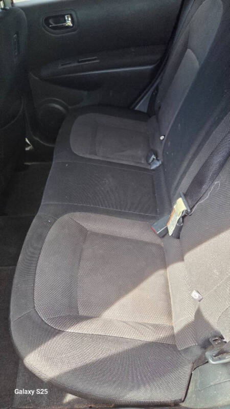 2012 Nissan Rogue S