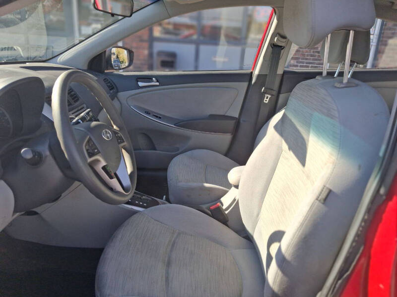 2017 Hyundai Accent Value Edition