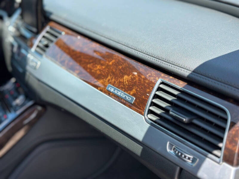 2012 Audi A8 quattro