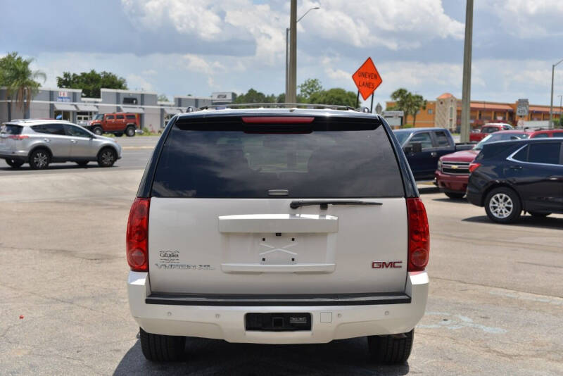 2013 GMC Yukon XL SLT