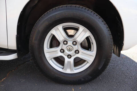 2010 Toyota Sequoia SR5