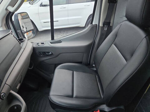 2022 Ford Transit 250