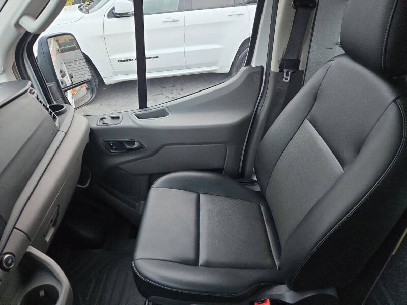 2022 Ford Transit 250