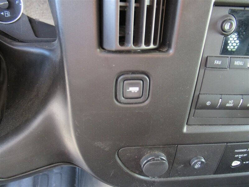 2022 Chevrolet Express 2500