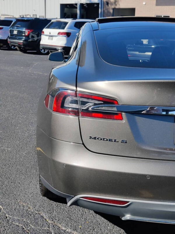 2015 Tesla Model S