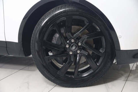 2023 Land Rover Discovery P360 S R-Dynamic