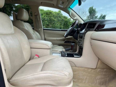 2013 Lexus LX 570