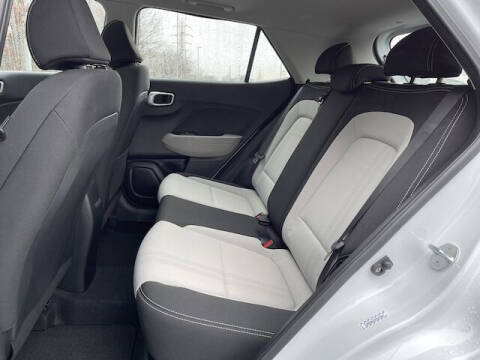 2022 Hyundai Venue SEL