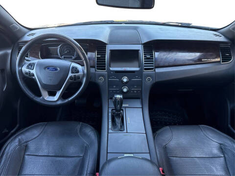 2015 Ford Taurus Limited