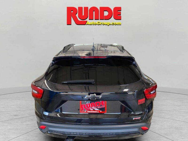 2025 Chevrolet Trax RS