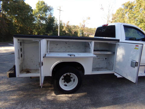 2019 International CV515