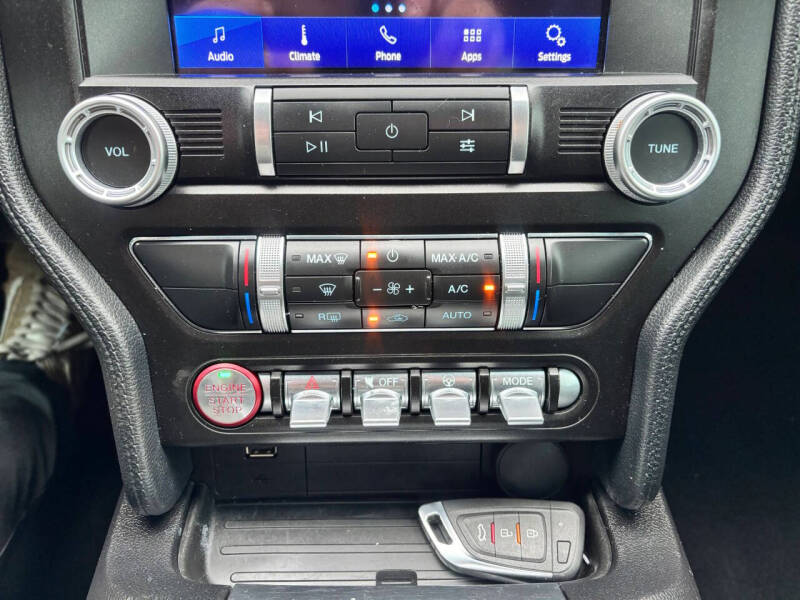 2020 Ford Mustang