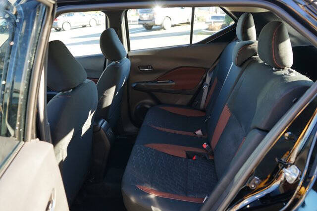 2024 Nissan Kicks SR