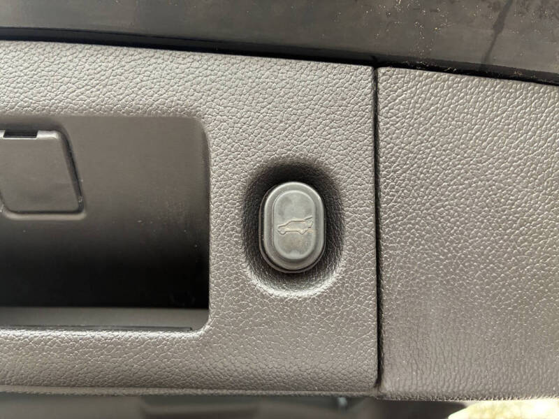 2017 GMC Yukon SLE