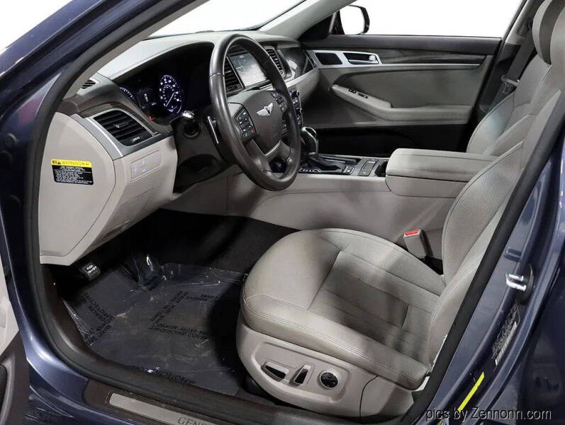 2015 Hyundai Genesis