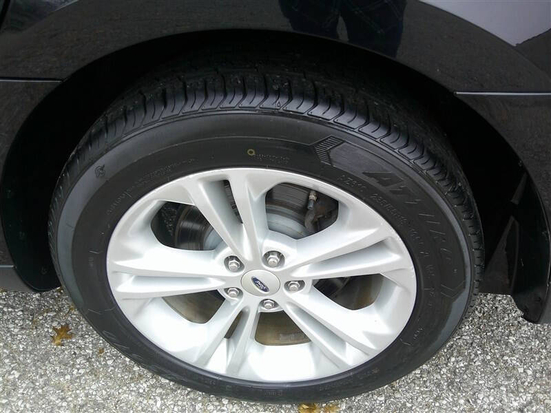 2018 Ford Taurus SEL