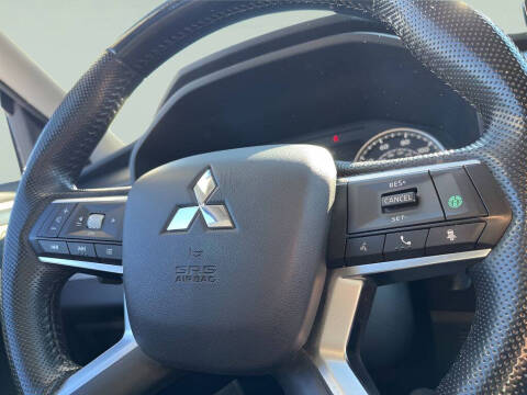 2022 Mitsubishi Outlander SEL