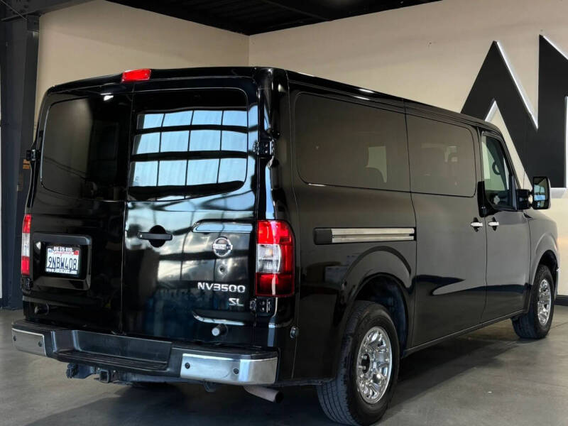 2017 Nissan NV