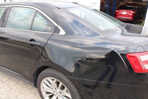 2016 Ford Taurus Limited