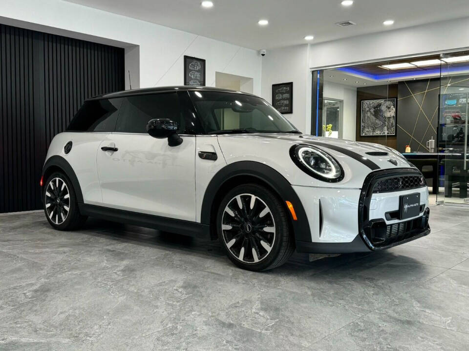 2023 MINI Hardtop 2 Door for sale at Alpha Auto Long Island in Westbury, NY