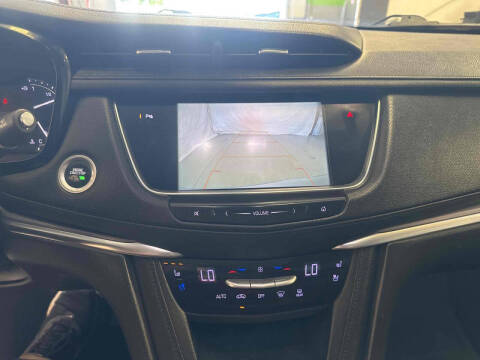 2018 Cadillac XT5 Premium Luxury