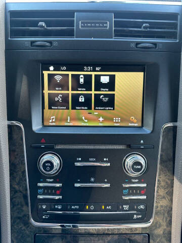 2016 Lincoln Navigator L Select