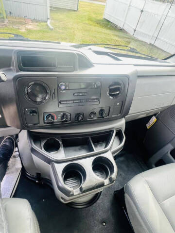 2016 Ford E-Series