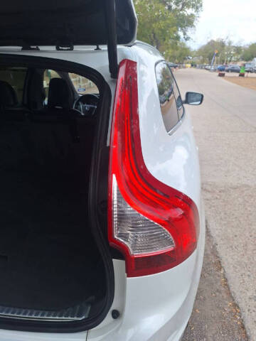 2016 Volvo XC60 T5 Drive-E Premier