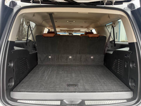 2018 Cadillac Escalade ESV Luxury